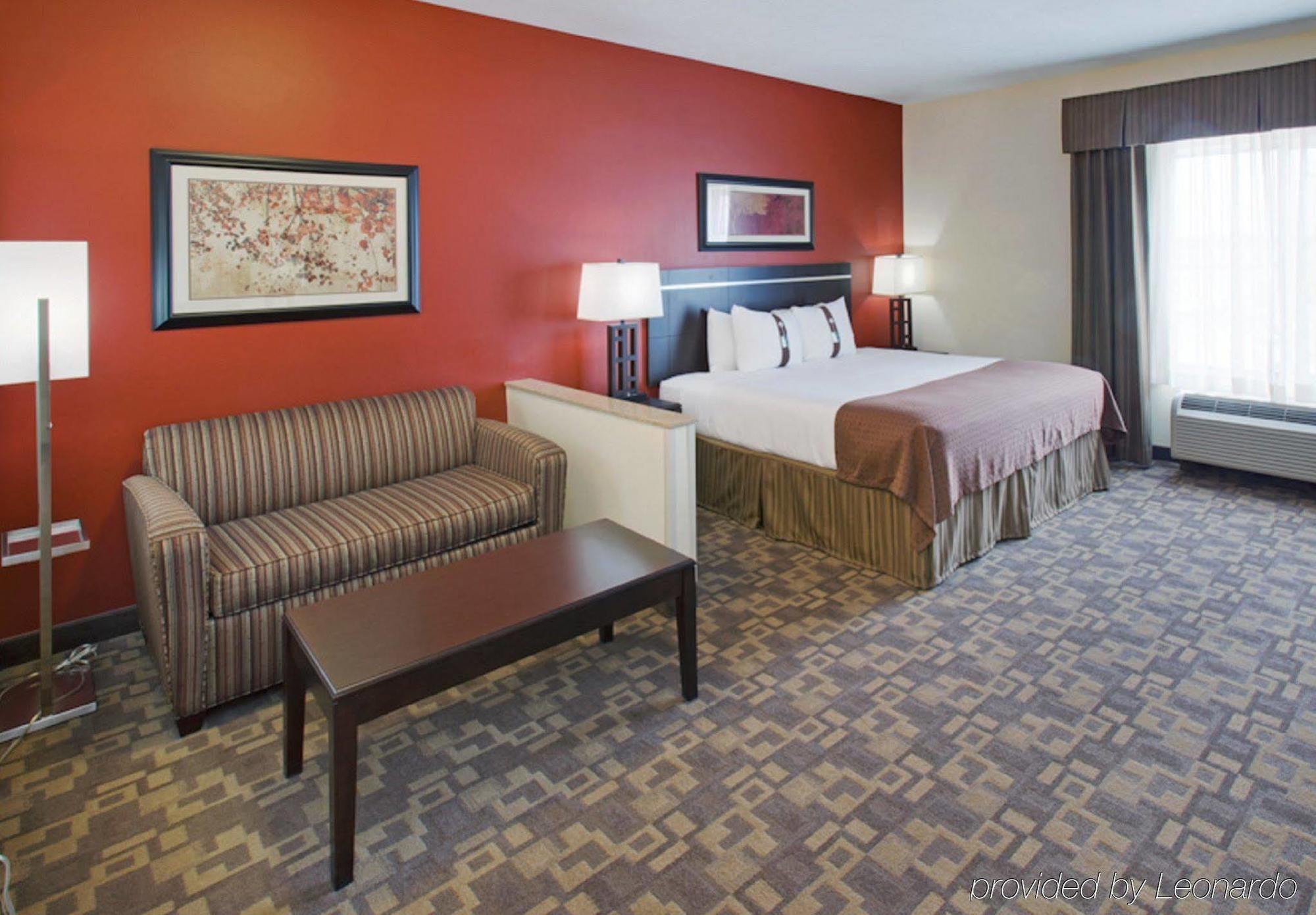 Hotel Holiday Southwest By Ihg