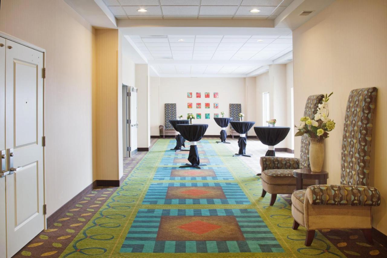Holiday Southwest By Ihg Hotel